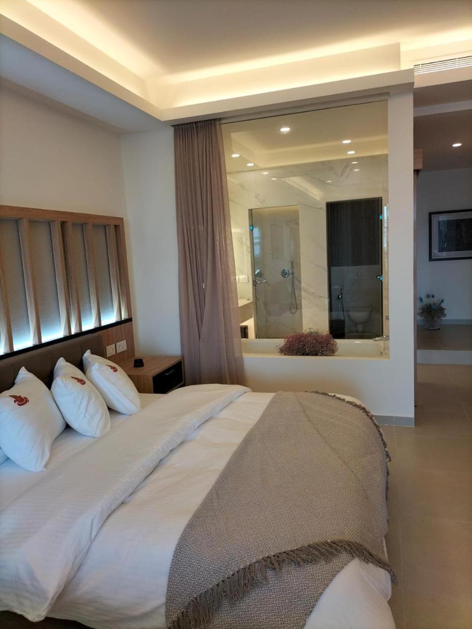 Hotel Saint Georges Beirut Al Marfa' 外观 照片